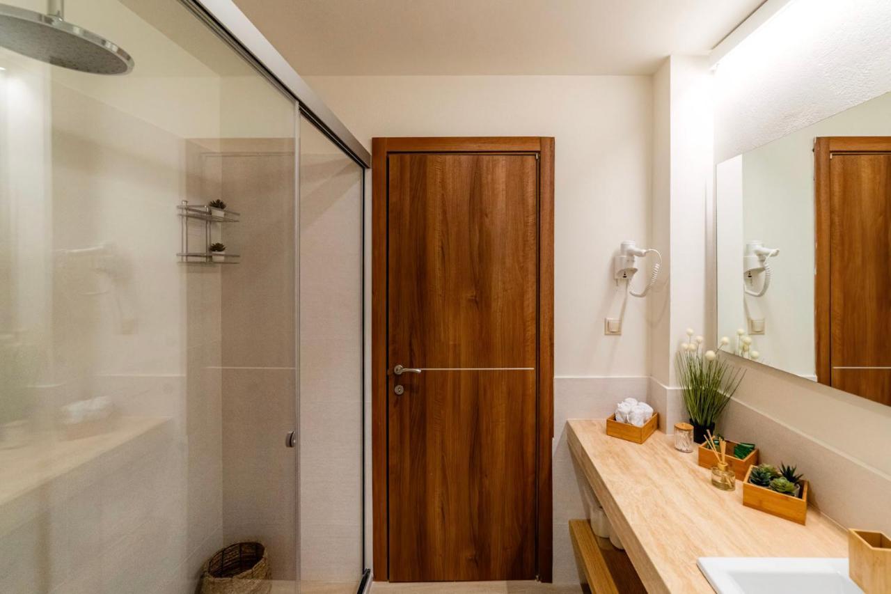 Luxury Town Center Suite, Β1 Heraklion  Ngoại thất bức ảnh